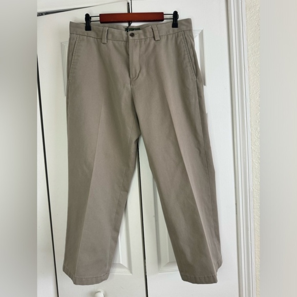 Eddie Bauer Pants Mens Size 34 Khaki Flat Front Wrinkle Resistant Classic Fit